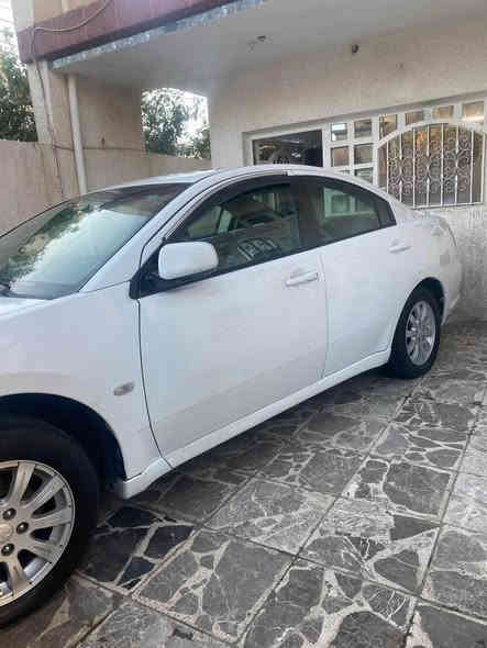 سلام عليكم
ميتسوبيشي كالنت 2011خليجي 
رقم بغداد دولي بأسمي 
فول مواصفات 1/1
منضومه لايت زنون عالي ناصي 
بيها منظومة غاز جديدة 
محرك 2400مكفول 
كير مفتوح الكيس فقط 
شواصي لغد كفاله 
الايرباك /سليم 
تبريد / تدفئة 
أدوات الصدر /بحاله جيدة
سونار موجود 
باب السايق صبغ معجون 
جاملغ  نص صبغ و معجون 
باب الخلفي بارد شي بسيط 
دوسة صفحتين صبغ فقط
المكان / بغداد حي الجهاد  
الرقم / *********** بغداد
