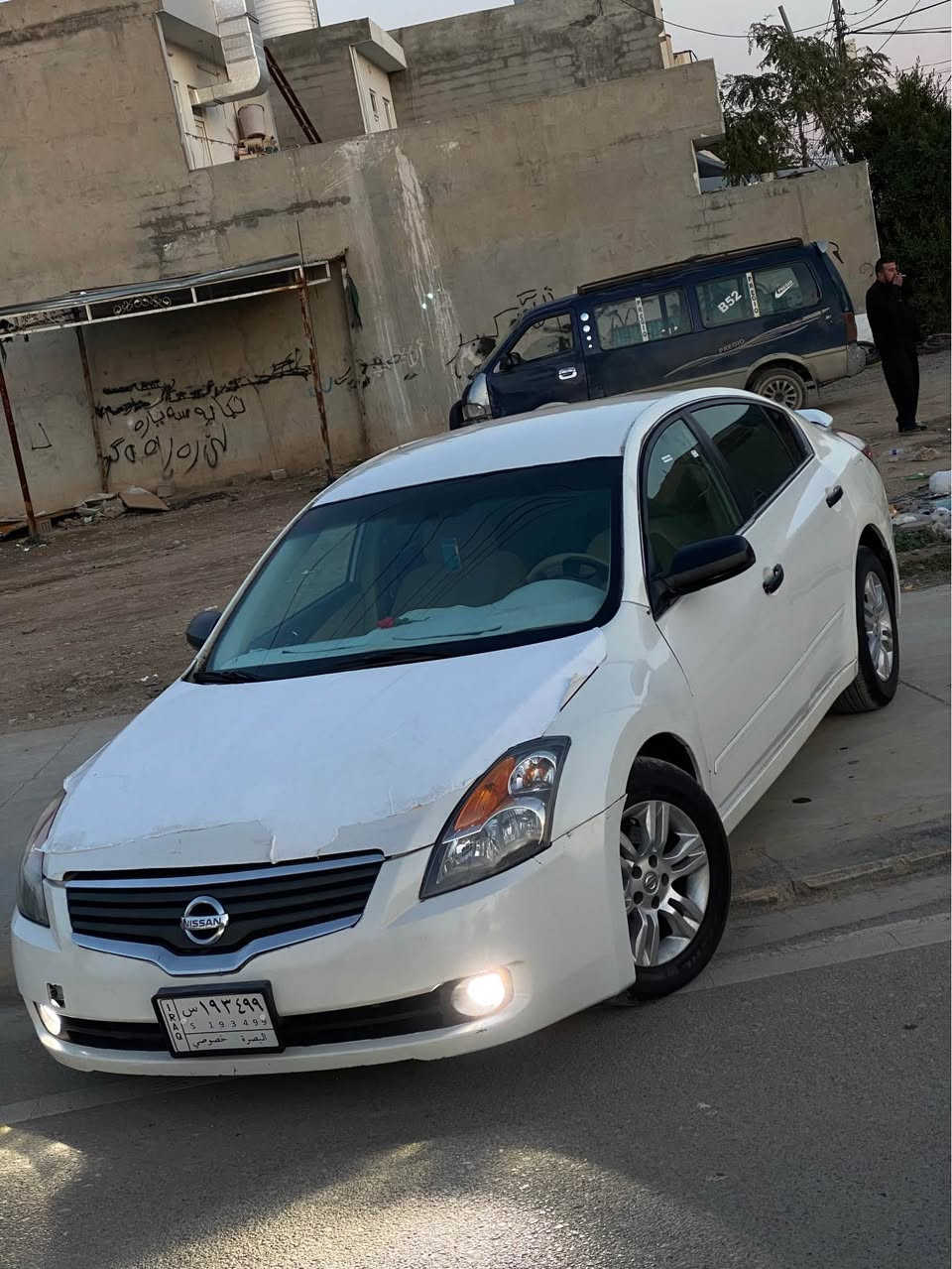 ئاڵتیما بڕاوە
دەعامی بۆ دەعامی بەشەرت
مەکینە و گێڕ و تەبریت مەزبوت
سەخفی شوشەی
چوار ویل و تایەی تازەی لە ژێرە
سەدری بێعەیبە
لایتی کامل زینۆنی لەسەرە زۆر بەقوەتە ماشا اللە
سەیارەیەکی بێکێشە و بێ عەیبە ماشا اللە 
شوێن کەلار 
سعر ٤٠ و مەجالێ کەم
*********** كالار, السليمانية
