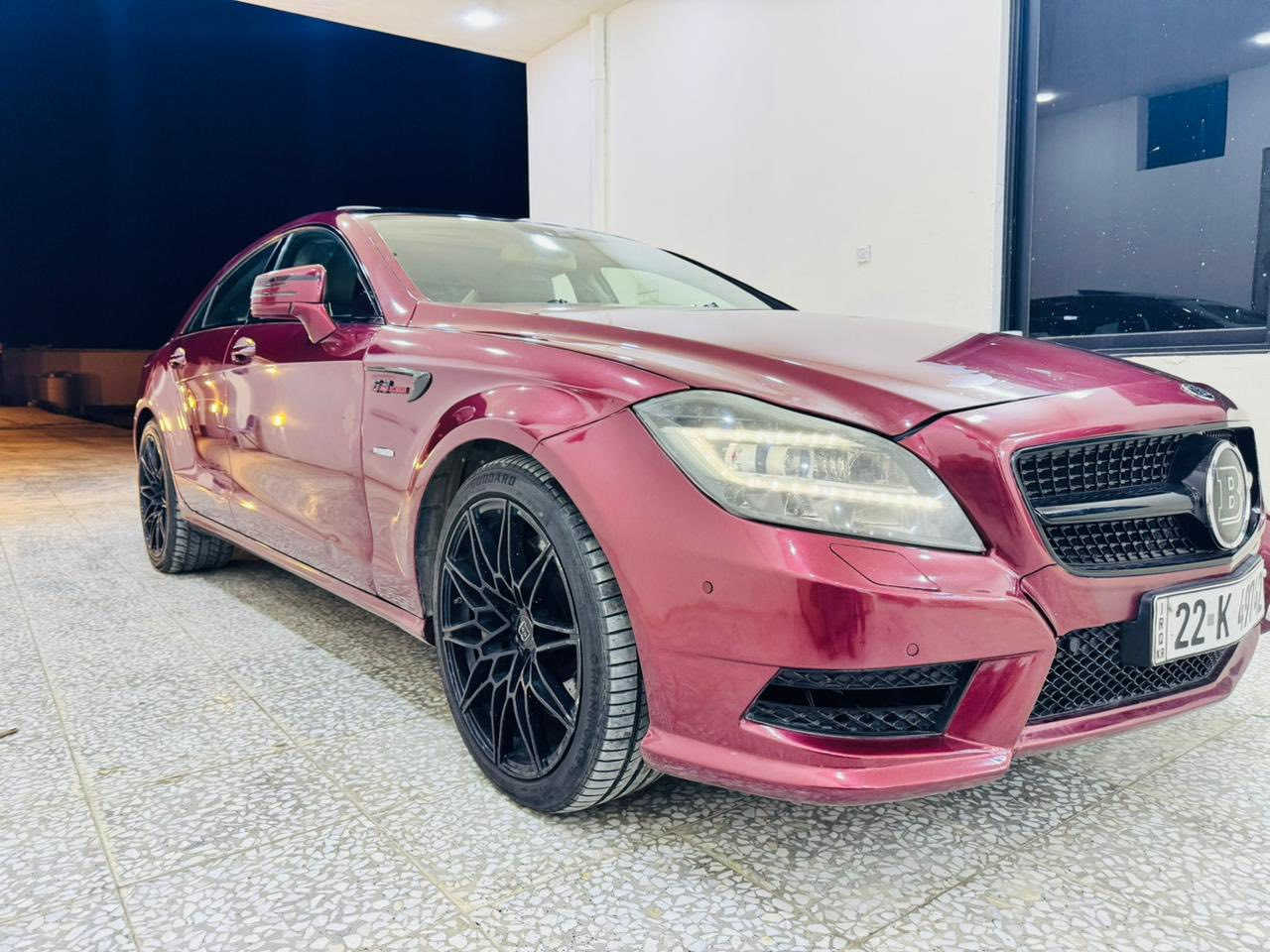 السلام عليكم
شباب سيارة cls /500 / 2012

خليجيه فول مواصفات معروفه فول 

200 وبيها مجال 
***********
