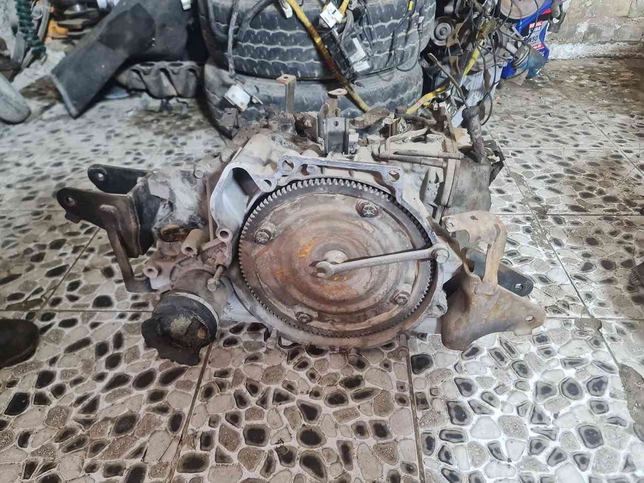 اخوان سلام عليكم كير توكسان ٢٠٠٩....٤ سلندر خليجي شرط الشغل قفله ٢٥٠ الف العبيدي شارع ٢٠ معمل الغاز ***********
