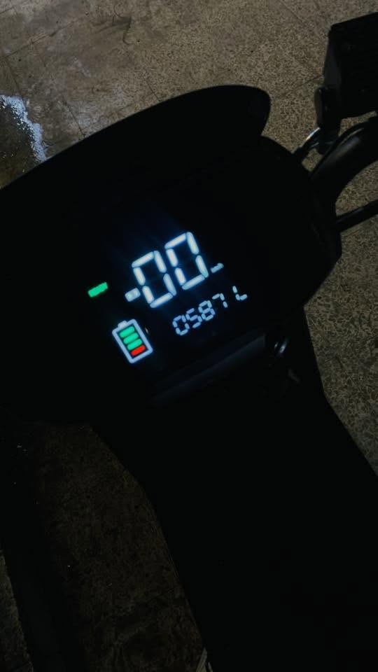 سلام عليكم دراجة 318 للبيع معروفه مواصفات سعر 600 تواصل واتساب ***********
