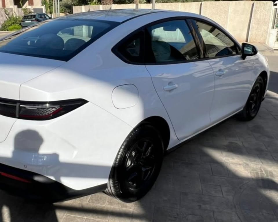 السلام عليكم

البيع زيرو داخل ابيض المرقم بغداد بسعر مناسب جداً جداً سياره زيرو صفر 

بي واي دي سيل فايف

داخل ابيض ملكي 

( المعرف السعر علق  تم بل تعليق يصلك سعر )

رقم بغداد بأسمي تحويل مباشر ومثبت لوحات مكانه بغداد

زيرو صفر عداد زيرو 

منزل تطبيقات ومنزل تحديث اله 

العده والغراض موجوده  وشاحنه وكلهن موجودات

تفاصيل. اكثر اتصل على الرقم 
***********
