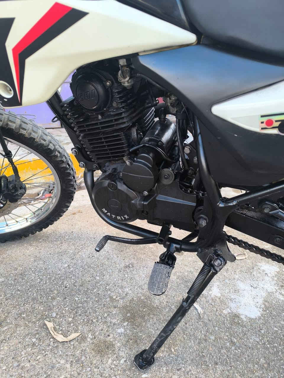 سلام عليكم للبع قفاز ماتريكس موديل 2021 جاهز من كل النواحي نص هندر يشتغل أحله من الصوره محرك 200Cc سعر 850 او بي مجال شراي مكلف بالنشر اتصل عل رقم ***********
