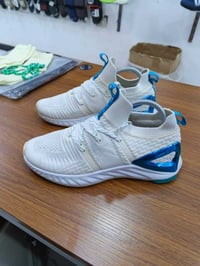 أحذية • مقاسات 39-44 • شارع مستشفى القلب