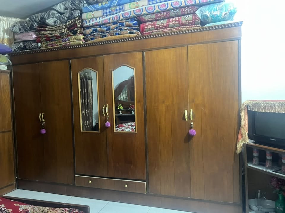 السلام عليكم غرفه اخشاب صاج للبيع السعر ٥٠٠ وبيها مجال للاتصال والاستفسار ***********
***********
