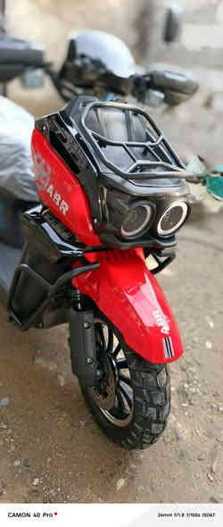 سلام عليكم  دراجه شحن فول صالي 6 ايام من نزلته وصل معرض موجود بكاني شارع مدارس مشتل شراي خابر اني مكلف بنشر موصفاته معرفه 6بطاريات ‏‪***********‬‏     سعر 1200بيه مجال
