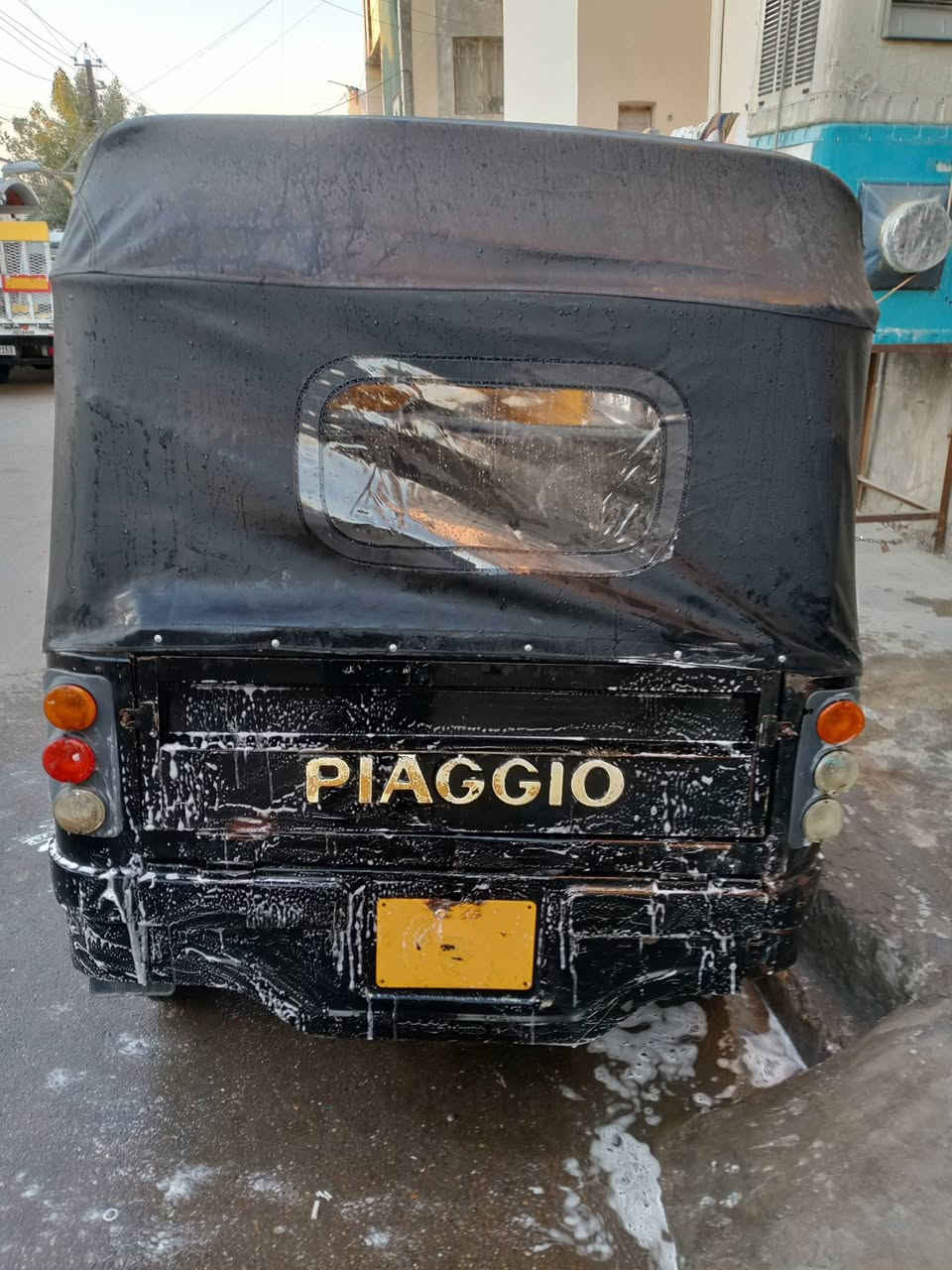 السلام عليكم تكتك بياجو موديل 18
تكتك كامله شغاله نكره سلف تفاصيل داخل الفيديو 
سعر 900 وبيها مجال بغداد الجديده النعيريه 
اوراق كامله 
اتصال ***********
واتس اب ***********
