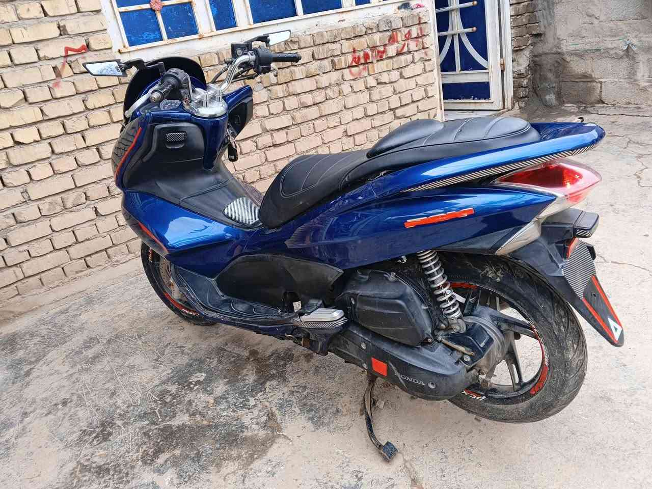 PC X جيل الأول
مفتوحه تصليح الأصلي 
مليون 150 
كوت شارع نفط  ***********
