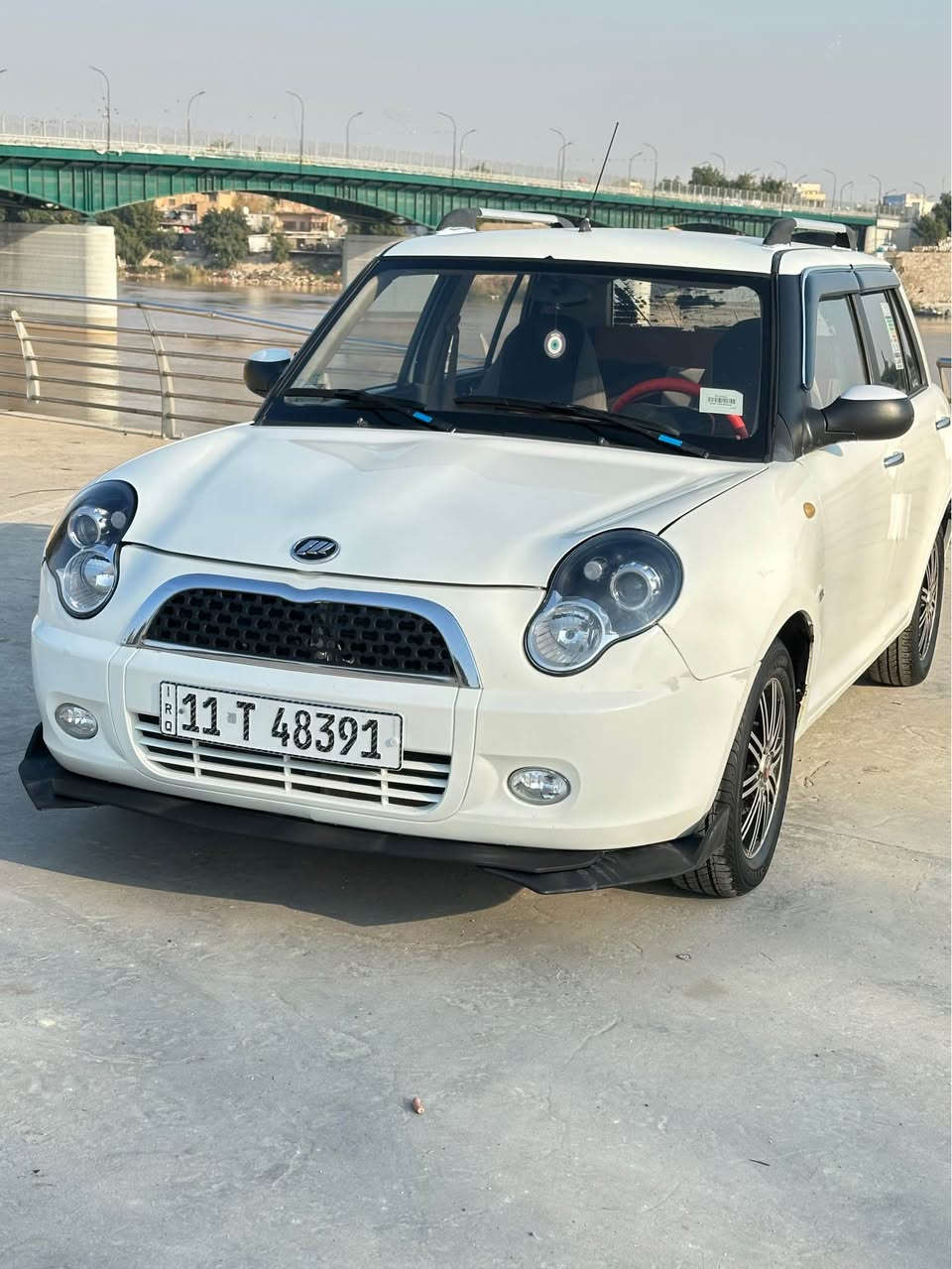 السلام عليكم

من رخصة صاحب الكروب 

للبيع ليفان 2014 بغداد باسمي تحويل ثاني يوم سنوية لل31 يلا تنتهي 

هزة وفحص كاملة مكملة لا ضربة ولا صبغ 

شاشة سستم صوت جام كهرباء 

كهربائياتها كاملة مكملة كل نقص مابيها 

مكانها بغداد الكاظمية الشراي يتصل *********** بغداد, العراق
