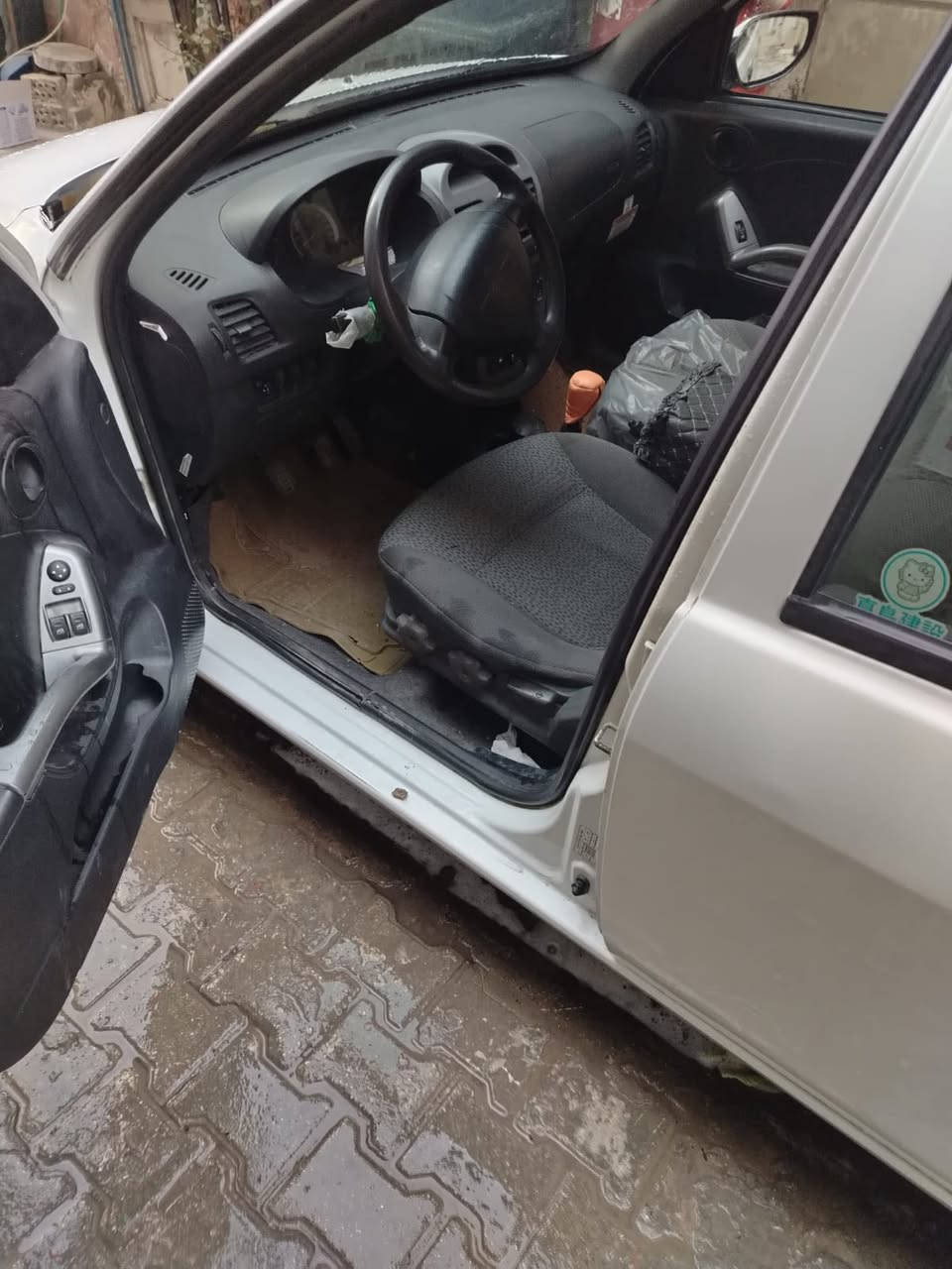 مكلف بلنشر
رقم كربلاء دولي مكفوله من كلشي ما ناقصه برغي موديل ٢٠٢٠ ماشيه ٩٨ السعر ٦٠ وبيه مجال 
رقم صاحب السياره ***********
