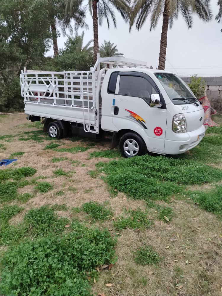 السلام عليكم كيه حمل 2012 سياره جاهزه خير من الله حداديه مكينه تدفىه تبريد ***********
