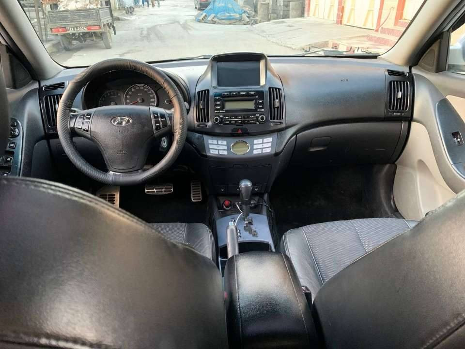 ئاڤانتی بڕاوە مۆدیل 2009 مەکینە 16ی دکشن بەرز 
گێڕ و مەکینە بەشەرت ی فیتەر
تەبرید سارد و گەرم🥶🔥 . سڵایت کوشن جڵد و هیتەر . حاسە شاشە کامیرا ڤولیۆم ئاوینە شەفت تەبرید لەمس بلوتوس ناو ڕەش تایە و ویل16یە ........ کامل مەسووف کراوە .سەیارەکە زۆر توند و،توڵە . هەیکەلی هەتا بڵی جوانە .. .

شوین//حاجیاوا..ڕانیە 
ژ.م//*********** رانية, السليمانية
