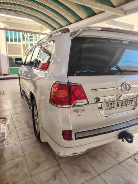 سلام عليكم لاندكروز 2014 SAS ساز فول مواصفات السيارة مكفولة كفالة عامة كير محرك كفالة 6 سلندر مكانها ديوانية السعر 380 استفسار***********
