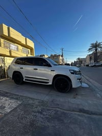 لاندكروزر • مصبوغ • بدون معجون