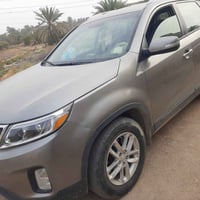 سورنتو 15 للبيع شاملغ وبنيت اربعه استندر خمسه راكب سياره فول مواصفات 0...