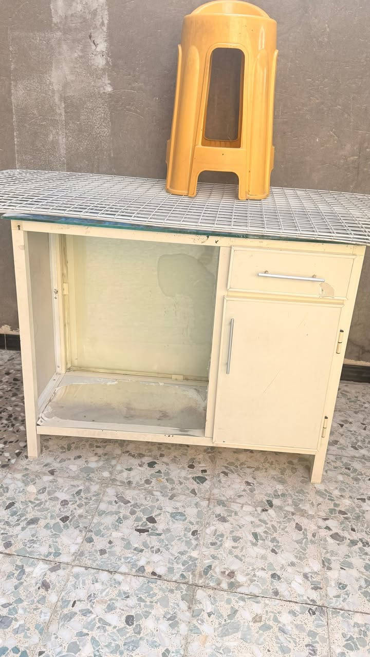 ميز المنيوم مالت محل باب + مجر ارتفاع متر وطول متر ونص عرض 50 سانت كلش نظيف


**إذا كنت صاحب هذا الإعلان وتريد حذفه لأي سبب، رجاءا أرسل رسالة إلى الدعم الفني**