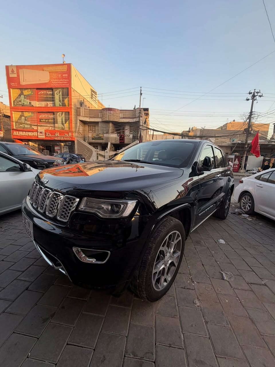 جيب خليجي اوفر لاند 2020 ماشية 116 رقم بغداد بااسمي   فول مواصفات بدون صبغ مكفوله والسونار معروض بلصور مكانها بغداد بغداد الجديده سعرها 285 
***********
