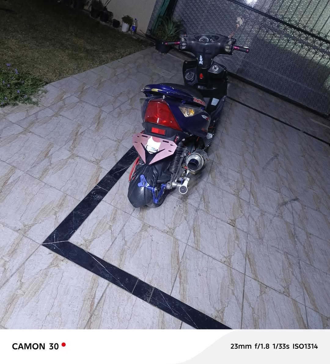 السلام عليكم رمضان كريم دراجة ماكس ثعلب دراجه مجنبزه ومرتبه وحلوه صلنصه رياضي يدات رياضي دراجة تخبل مكان الدورة السعر600 وبيه مجال للراغب للشراء تفاصيل أكثر راسلني


**إذا كنت صاحب هذا الإعلان وتريد حذفه لأي سبب، رجاءا أرسل رسالة إلى الدعم الفني**