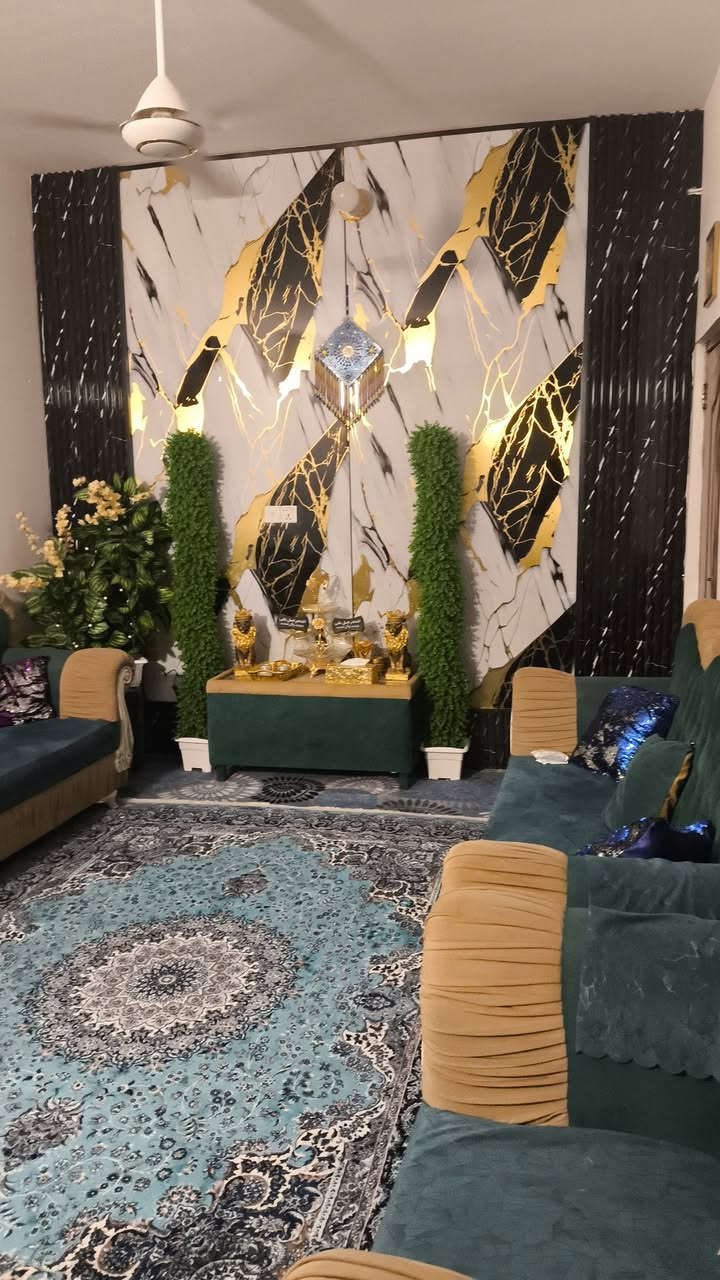 دار للبيت طابو زراعي المساحه 100مترمربع طابقين الاول صالة مطبخ غرفه نوم استقبال صحيات طارمه كبيره الطابق الثاني غرف نوم عدد إثنان وصاله وصحيات    بناء الطابق الاول أساس صب الثاني عكاده العنوان حي ميسان شارع جوهرة  العرب 
عرض الشارع 8متر الاتصال على الرقم *********** واتساب موجود مازنجر موجود
