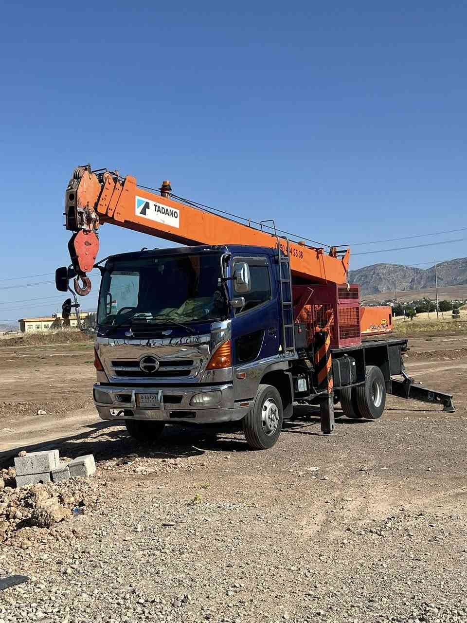 بيح كرئن 7تن هينؤ شيتان
مؤدئل 2003
جائز سئفتي 
كلو شرت
*********** 📞
