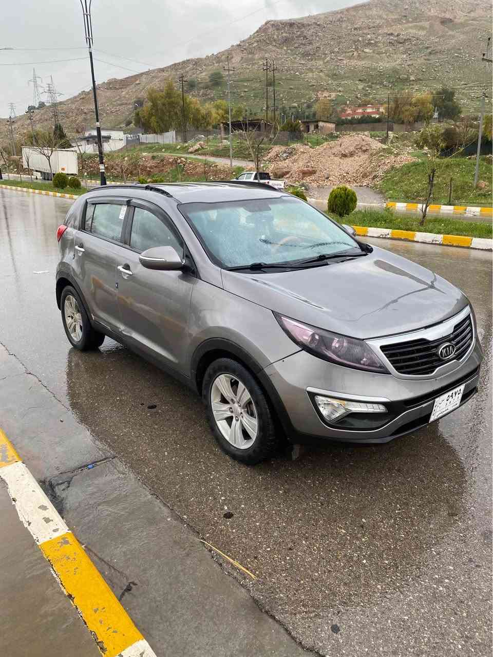 كيا  سوپورتاج موديل ٢٠١٣ فول فول مواصه فات مه كينه گازي سو په ر    ده عامي بو ده عامي به شه رت گيروو مه كينه    به شه رت كوشن جلد به صمه  و سوكان فوليم حاصه و فول موصه فاته زور زور تونتد توله يه ك دينار مسرفي هه موشتيكي به شه رته  ليزه ره دوبه يه مالي مه ده ني  به شه رت  ٥٩ وه ره قه ***********-*********** دار بنديهكان, السليمانية
