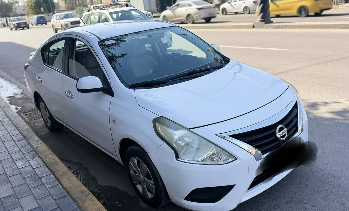 السلام عليكم سني موديل 2018 رقم بغداد الجديد باآسمي سنويه جديده هزه جديده تخم تاير جديد حداديه جديده تخبل ماشيه 90 كير محرك كفاله تبريد ثلج مكفوله من الصبغ والتبديل بيه فقط بارد مكانين زغار بلعافيه تصير من قسمته الف دينار متصرف عليها السعر 100 وبيه مجال للشراي مكاني بغداد للتواصل 
‭0771 422 3270‬
