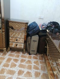 غرفة نوم • ٩ قطع • خشب ثقيل