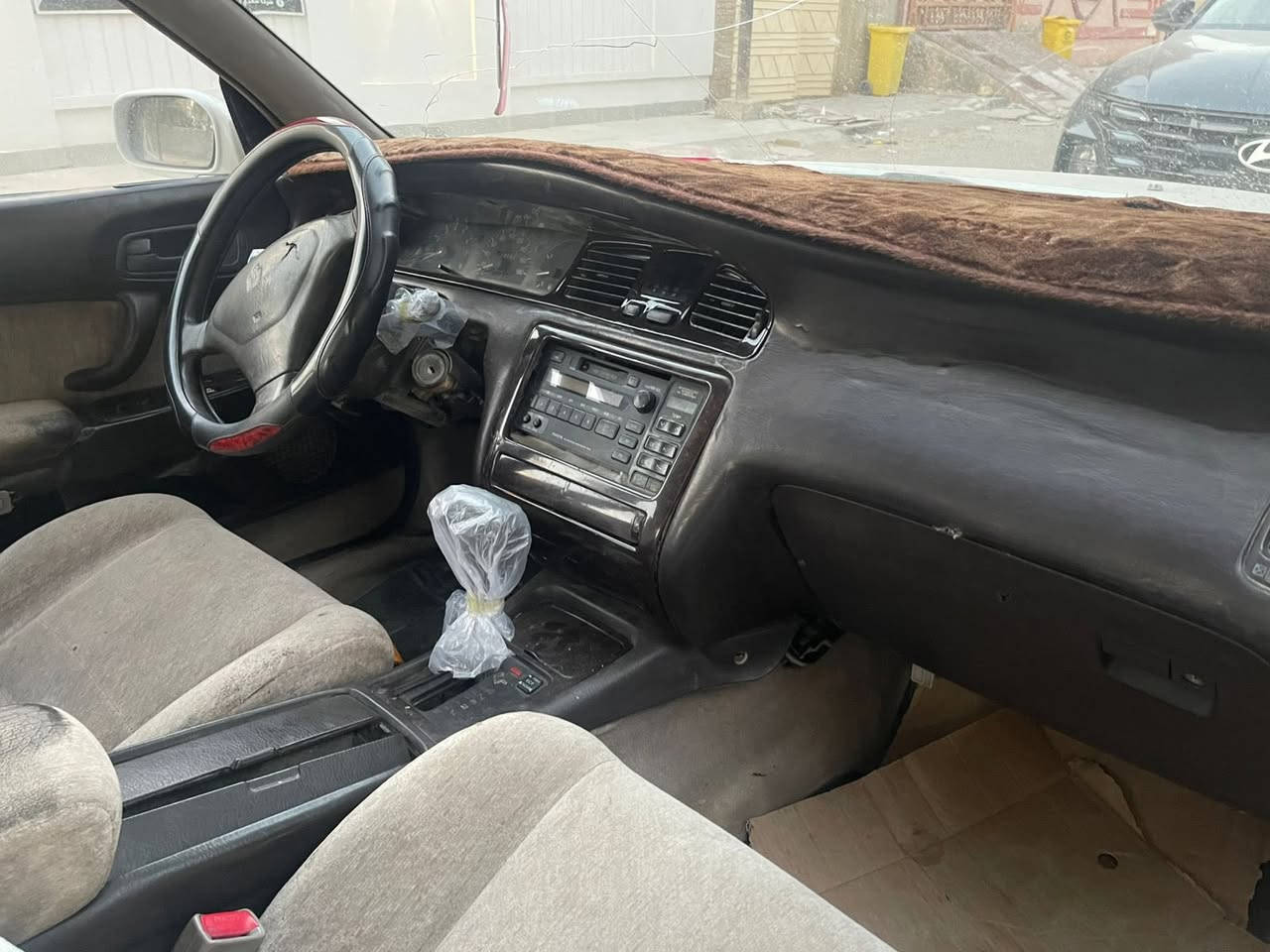 للبيع بطة متصل
مكفولة كص ونقل والضربة القوية 
والعيب الشرعي 
مكينه 2500 جديده وكير 
السعر 55 وبيها مجال قليل 
رجاءًا الشراي شرط التحويل 
العنوان /البصرة 
موجود واتساب ***********
