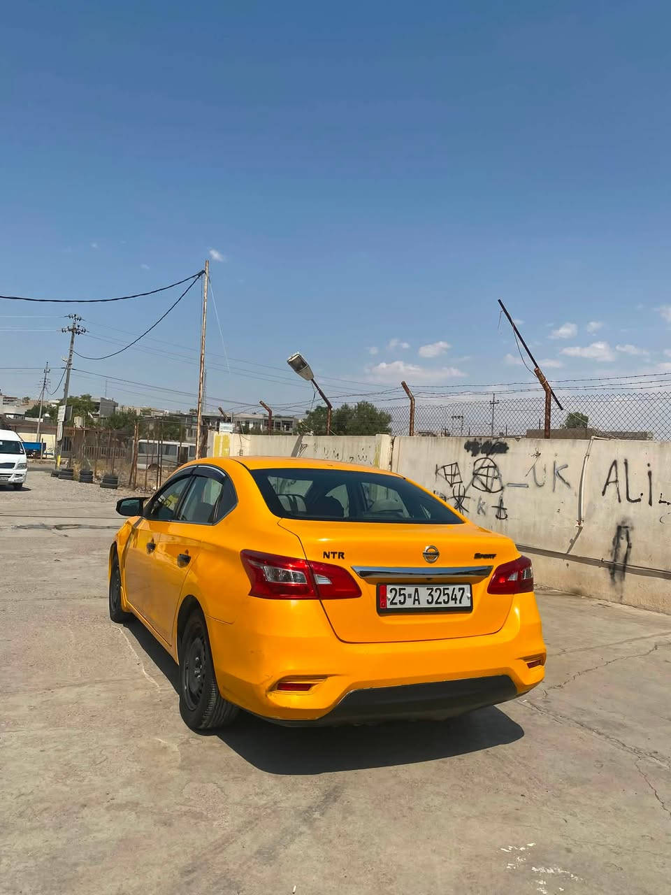 نيسان سنترا 
موديل ٢٠١٧
وارد امريكى 
سعر ١٠٧ بى مجال 
***********

