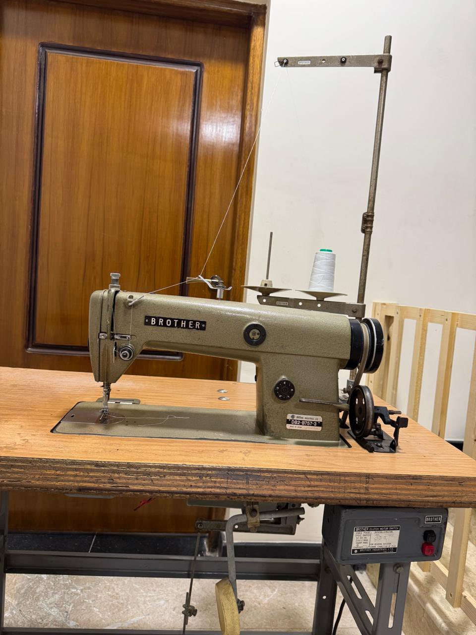 مكينة خياطة برذر صناعي موديل57 للبيع المكينة كل عراضها بلادية مثل ما موضح بالصور مكاني بغداد الدورة
للاستفسار ***********
