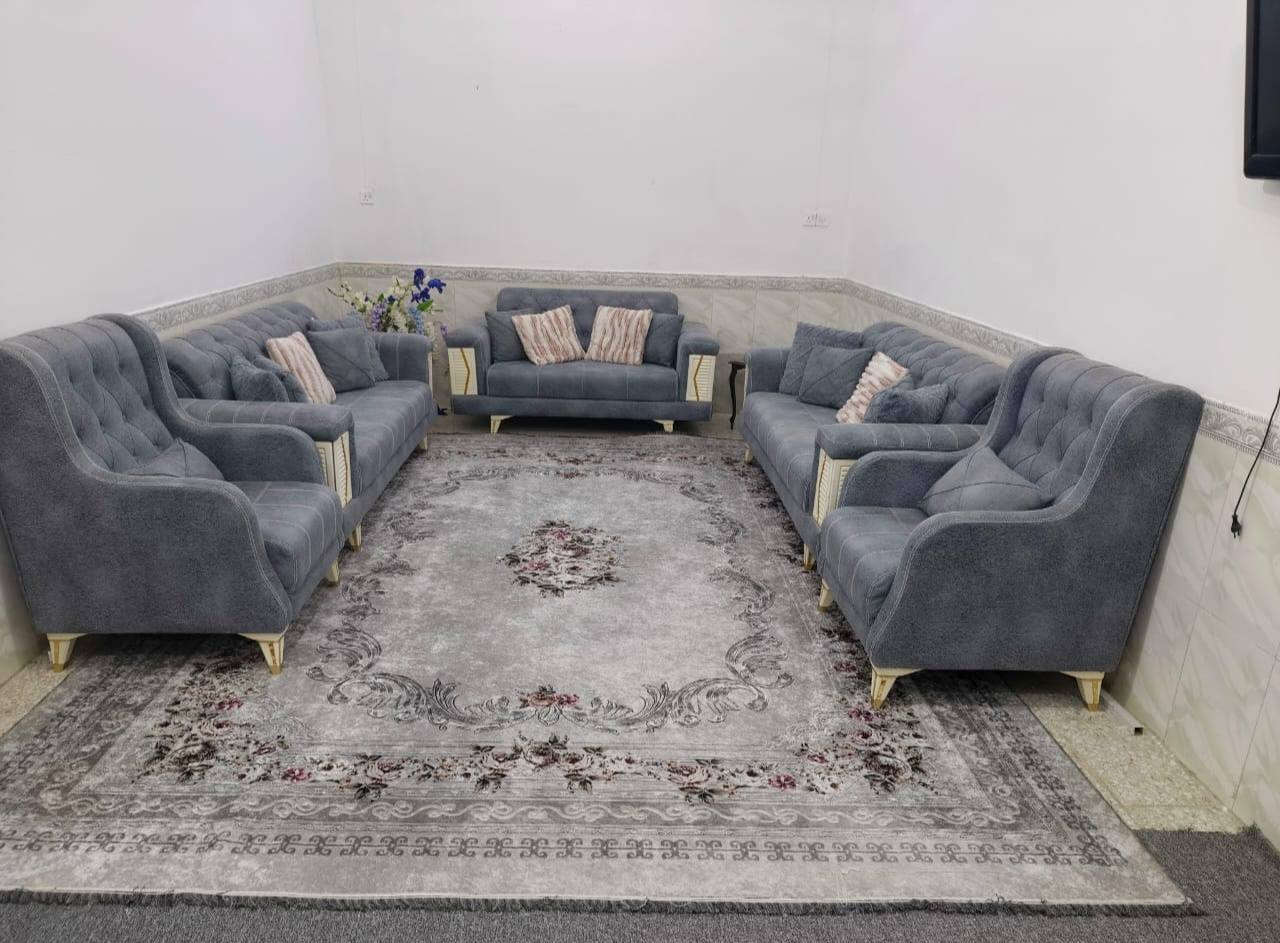 السلام عليكم بيت للبيع زراعي الموقع خنيطله شارع الگراج بيت زراعي شارع تبليط
المساحه 160
يحتوي على غرفتين و صاله و استقبال و مطبخ و حمام داخلي و خارجي و منور مع مخزن 
رقم التواصل ***********
الاتفاق على السعر بالخاص
