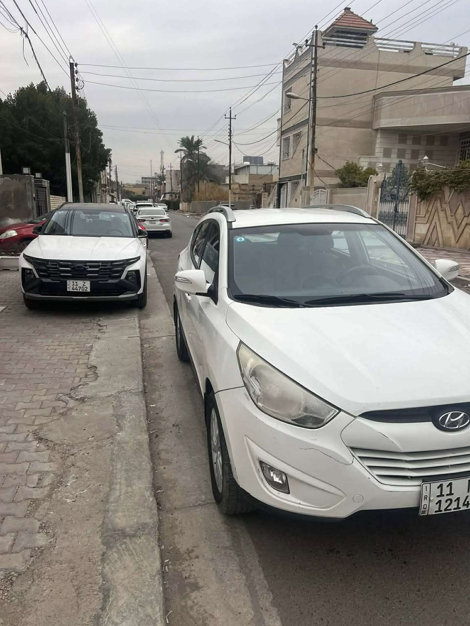 السلام عليكم توكسان خليجي موديل ٢٠١٤ مكفول من الصبغ والحادث ماشية ١٣٨ الف حقيقي مواصفاتهه معروفة گير اوتو جام كهرباء سنتر لوك شاشة كاميرا 
السيارة كاملة مابيهه اي نقص ان شاء الله 
بيهه طخات خفيفة بالهلالات وترجع بارد 
رقم جديد تبريد ثلج
السعر ١٥٠ ورقة وبيهه مجال بسيط
السيارة موجودة الصبح بالجادرية
وبالليل بالعطيفية
للاستفسار الاتصال *********** 
   ابو علي
ممتواجد على النت 
بالتوفيق للجميع
