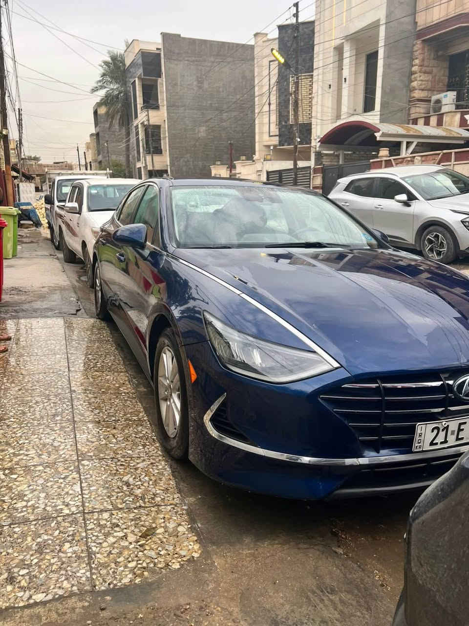 سوناتا موديل 21. بدون حادث.
بيهه 4 طلقات ومصلهه ع كدهه فقط. 
مكينه. 2500 تنفس طبيعي 
مواصفات عاديه 
رقم سليمانيه 
تحويل او وكاله 
مكان لسياره. السيديه 
سعر 140 

***********
