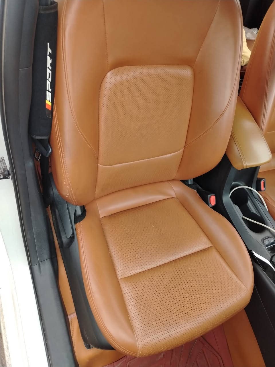 السلام عليكم
لبيع كورلا هايبرد تجميع الصين
موديل ٢٠٢٤
ماشيه ٣٦ الف
فول موصفات جلد كشن كهرباء بصمه فتحه
السياره مكفوله كفاله عامه
بسمي السياره هزه بشهر ال١٢تنتهي
مكان السياره بغداد البلديات
السعر 147 بيه مجال
الرقم ***********
