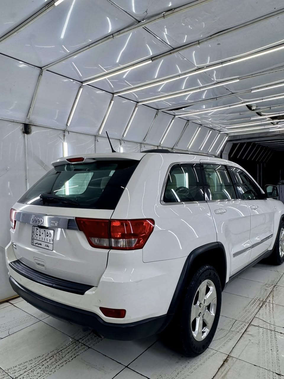 السلام عليكم جيب خليجي وكالة المنصور موديل 2012 رقم بغداد تحويل ثاني يوم مكفولة كفالة عامة من الصبغ والتبديل والفتح والشخوط فقط تعديل pdr كد اصبع محرك 3600 غير مفتوح ماشية 125 الف كم حقيقي السبير منازل المواصفات بصمة ابواب وتشغيل كشنات جلد شاشة كاميرا خلفية كشن كهرباء وباقي المواصفات المعروفة السيارة جديدة كلش دينار متصرف عليها للبيع فقط السعر 178 ورقة بيها مجال بسيط حق الجية للاستفسار *********** مكان السيارة بغداد غير متواجد عالنت الشراي يتصل
