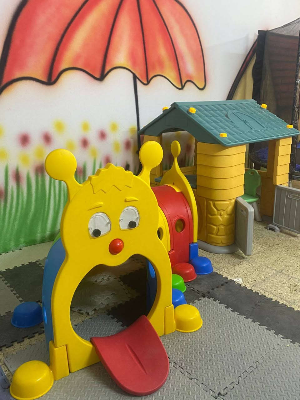 روضتي عالمي الصغير 🌈
في الروضة نكبر بالحب والعلم 💖
روضة دار الأمان الأهلية 🏠✨
📍 بعقوبة - منطقة الرحمة (قرب جامع صهيب الرومي)
📞 للتسجيل والاستفسار: ***********
