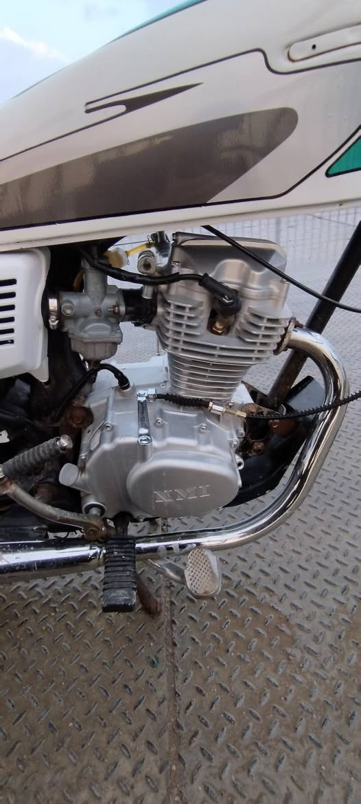 اللهم صلي على محمد وال محمد
دراجه نامه تعمير 2026 محرك 2025 مكفول ما مفتوح الدراجه ادوات (كلك) كامله مكمله ما بيه اي نقص كلشي شغال كهربائيات
سعره 675
مكان ذي قار الجبايش 
شرط تجي تفحص يلا تاخذ


**إذا كنت صاحب هذا الإعلان وتريد حذفه لأي سبب، رجاءا أرسل رسالة إلى الدعم الفني**