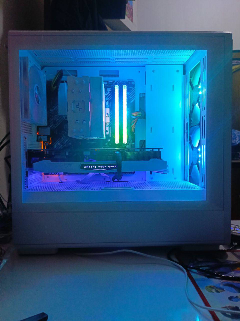 PC GAMING //2K//

CPU_R5 5600X

GPU _RTX 3070 8GB PALLET X4 WITE

RAM_16GB_2*8_3600_DDR4

M.B_B450 M. AII PRIME asus 

M.2_1T(1000)GB

PSU_XGIMATIC 600W

CACE_EINAREX_PM400_PULSE
__
الشاشة
MONITOR  PATRIOT

2K

180HZ

HDR 10

0.5 MS

G SYNC

FREE SYNC
__

كيبورد بلو سوچ

ماوس

UPS FARPER 1500W
__
القطع كلهه جديدة وكراتين القطع كلهه موجوده 
السعر مليون و400 

للاستفسار ***********
*********** 
بيهم واتساب
