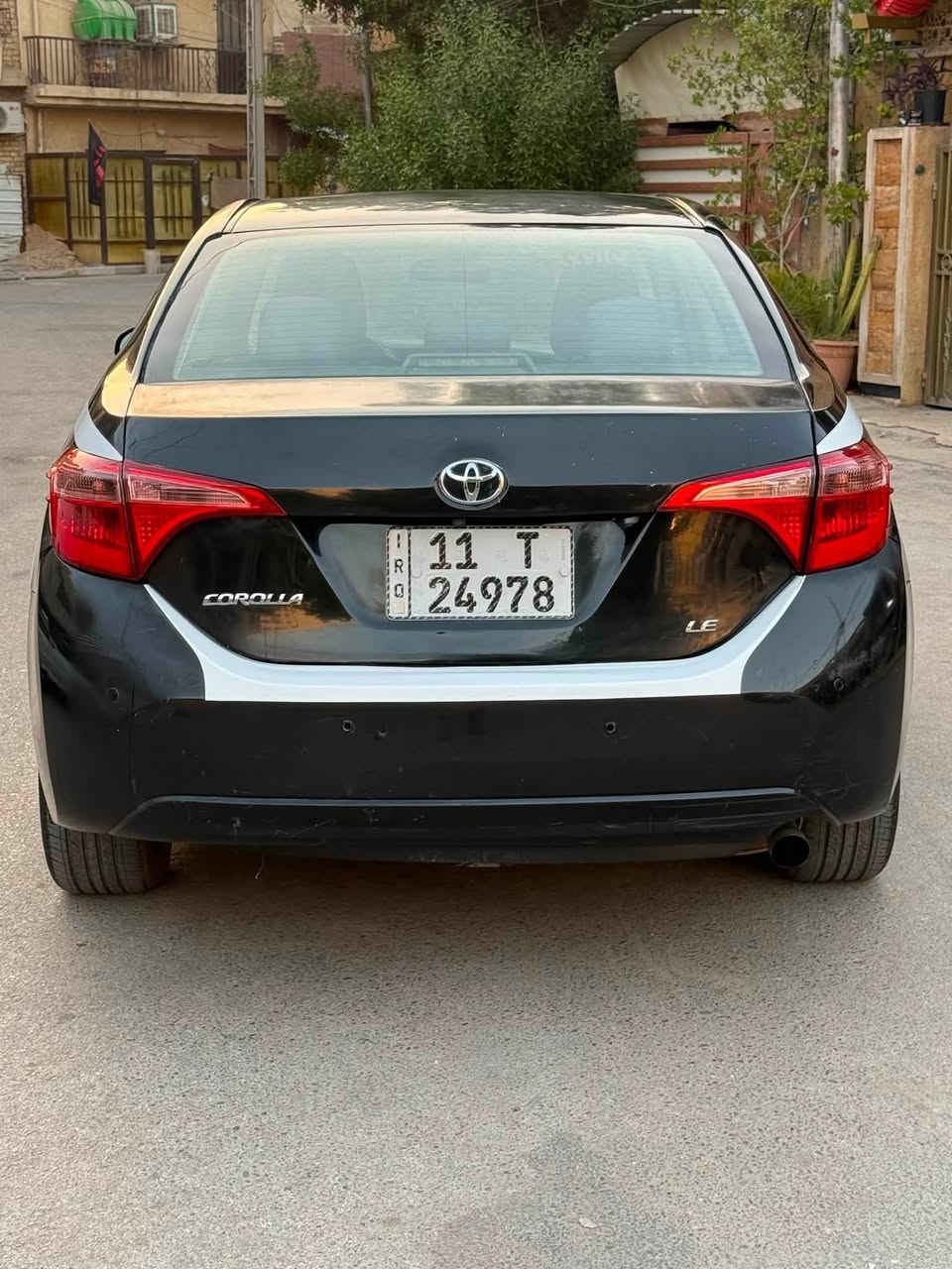 كورلا 2018
وارد امريكي 
محرك
تبريد  
كير 
خير من الله 
شاشة بلادية
كامرة خلفية
لايت زنون
دوشمة ارضية جلد  

حادثها بنيد وجاملغ الايسر مبدلات
وباب السائق ول خلفه معمرات
وجاملغ الخلفي  معمر
ول صندوك مبدل  
السيارة نصبتها حلوه 

السعر 93 ورقة وبيها مجال بسيط
العنوان البياع مدينة الذرى 
***********

