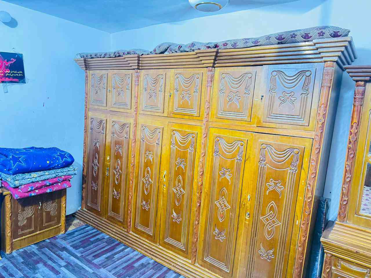 السلام عليكم غرفه كامله للبيع 
للاستفسار 
***********
