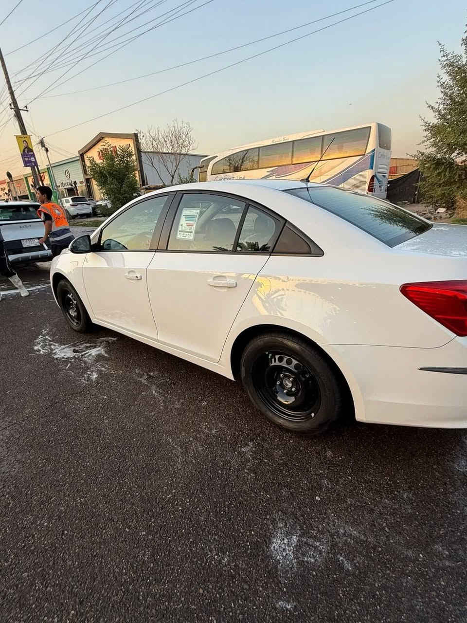 شوفرليت كروز موديل 2017 خليجي
محرك 18 

 بدون قطر صبغ 

بدون شخط سيارة مابي دينار مصرف 

سيارة موصفات حساسه تحكمات 

استيرن بلوتوث ويل جبير مانع تزحلق

مرايه اشاره كير محرك تبريد صدر كول

بشرط تايرا ت سنويه رقم كوله جديد

سيارة نظيفه لون ابيض 

الرقم  سليمانيه   98ومجال بسيط 
مكان السياره دهوك سميل 
***********
***********
