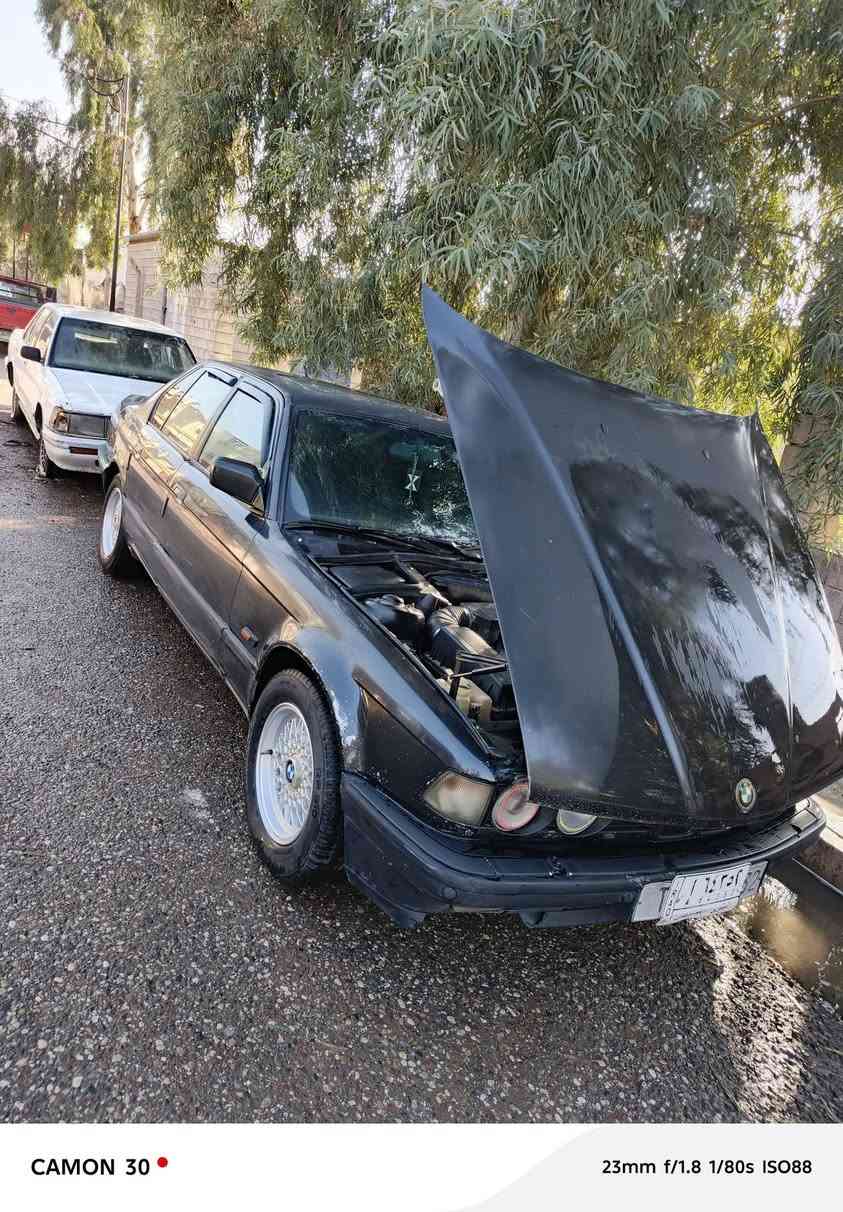 BMW730/6/1994
للبيع 
بي ام موديل 1994
730
سياره نضيفه وجاهزه فوول
كشنات جلد كهربائي 
دبل اربيك 
دبل جكمجه
نضام Sشغال 
صبغ فقط جاملغات
تحويل موباشر 
كابون بانزين 
سعرها 60وبيها مجال 
موصل 
*********** بي واتساب
*********** بي واتساب
اتصل وبيك خير وتدلل
