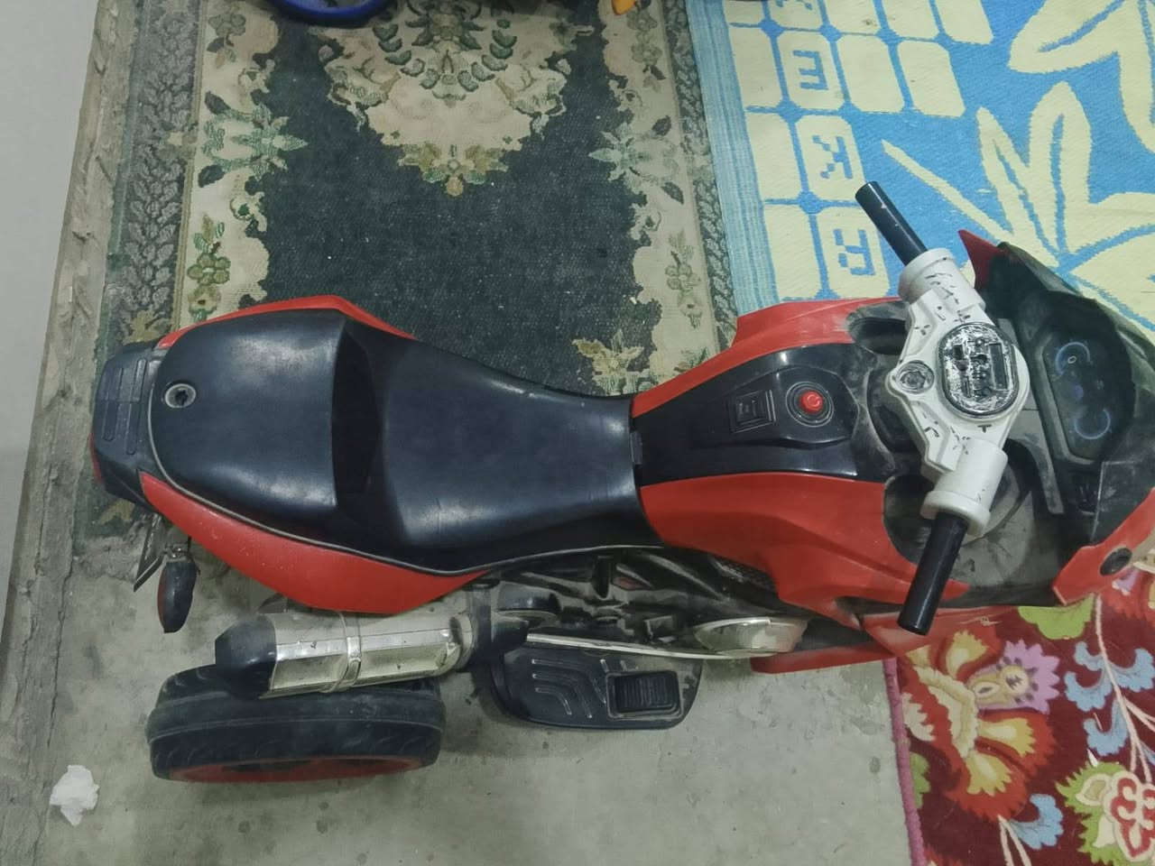 دراجات شحن عدد اثنين شغالات نقص شاحنه فقط 
السعر ٧٥ بيهن مجال قليل المكان مدينة الصدر الشراي على الخاص


**إذا كنت صاحب هذا الإعلان وتريد حذفه لأي سبب، رجاءا أرسل رسالة إلى الدعم الفني**