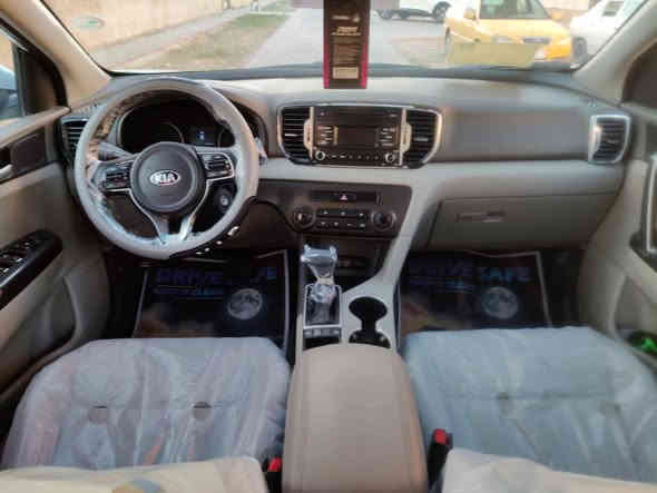 #للبيع سبورتج موديل ٢٠١٨ خليجية مكفولة كفالة عامة مكينة ٢٠٠٠ دوش تبريد قطعتين تحكمات جيهتين حاكية حساس خلفي كامرة بنوراما مانع تزحلق نضام يكو قتصاد بانزين ويل كب  مكينة وكير خير من الله صدر امامي وخلفي جدد تبريد ثلج تخم تايرات جدد كهربائيات كلهة شغالة سياره جاهزه من كل شي اي نقص مابيهة سيارة مال بيت سعر ١٨٠ وبيهة مجال للشراي للستفسار*********** عنوان بغداد رقم دهوك الدولي الجديد بسمي سنوية ٢٠٣٠ وهزة وفحص لحد ٢٠٢٦ شهر ١٠  جدد  ماشية ٨٧
