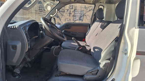 السلام عليكم
لبيع كيا فحل موديل ٢٠٢١ رقم بغداد 
مكفولة من الصبغ والتبديل محرك كير شواصي 
مكان السيارة بغداد ماشية ١٤١ الف للاستفسار
*********** شرط التحويل
