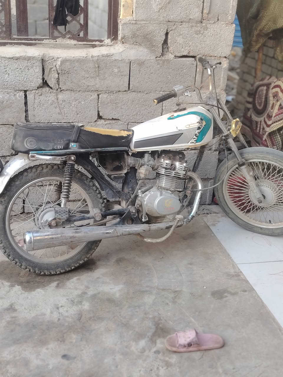 السلام عليكم لبيع دراجه موديل ٢٠ اوراق ستنساخ السعر ٢٥٠ قفل مكان الشطره الرقم ***********
