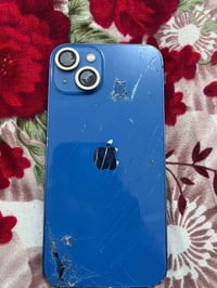 آيفون ١٣ عادي • بطارية ٨١ • ما مفتوح