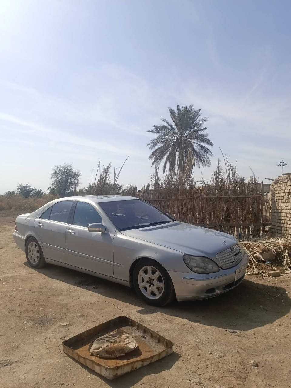 السلام عليكم مرسيدس غواص مديل 2002// s500 v8-
السياره فول مواصفات معروفه مواصفاته ما يحتاج اشرحن 
رقم بصره  لون بحري 🌊   
كفالى من كلشي ما عده الدعاميات مصبوغات بس غيرهن ماكو السياره بيها جراد قليل.    
سنويه ل27   سعر 100 واذا مراوس عادي حسب القناعه 
مكان بصره   ***********
