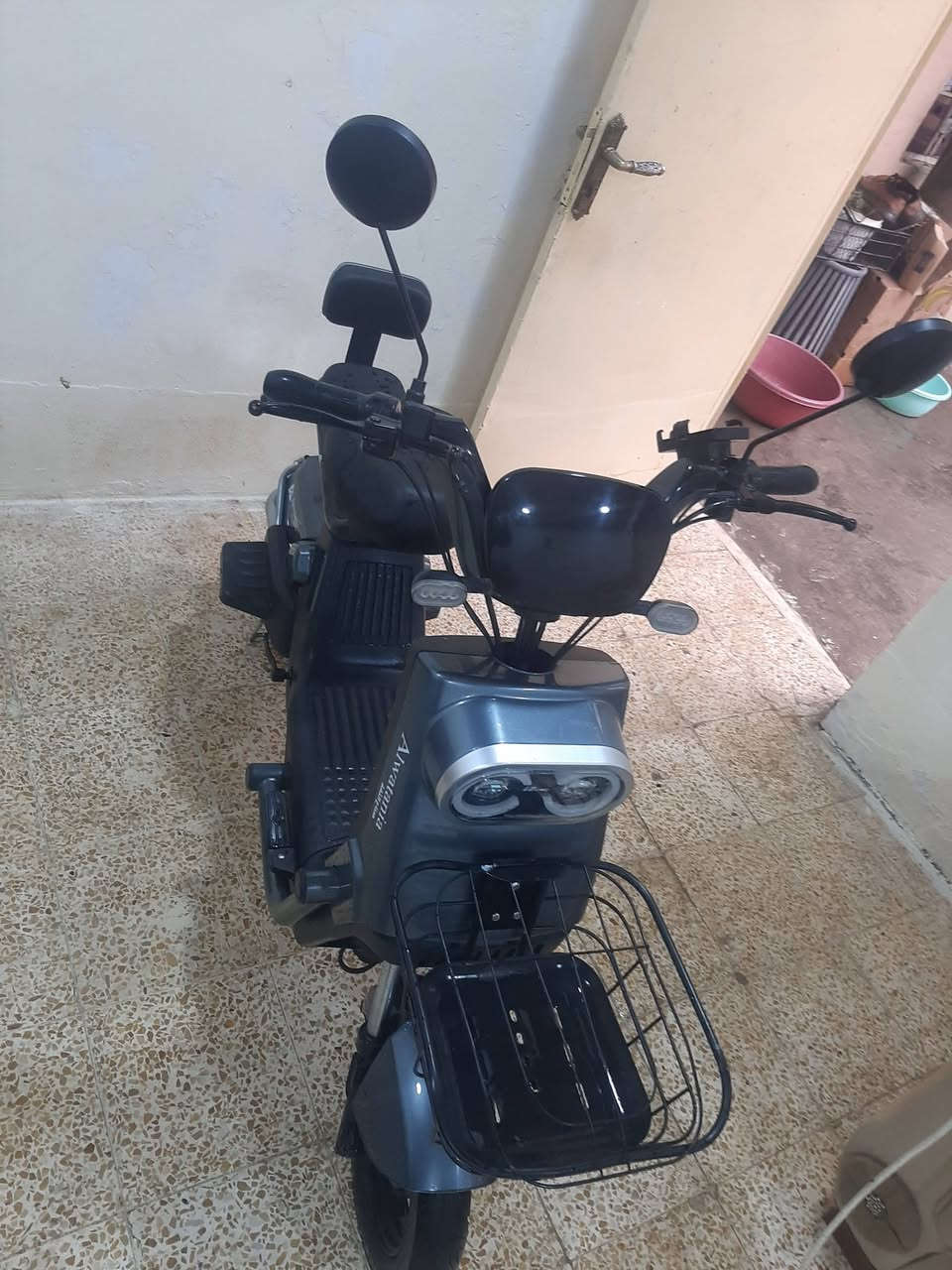 السلام عليكم عندي ماطور حجم 14 للبيع السعر 250 وكان الزنجيلي ***********
