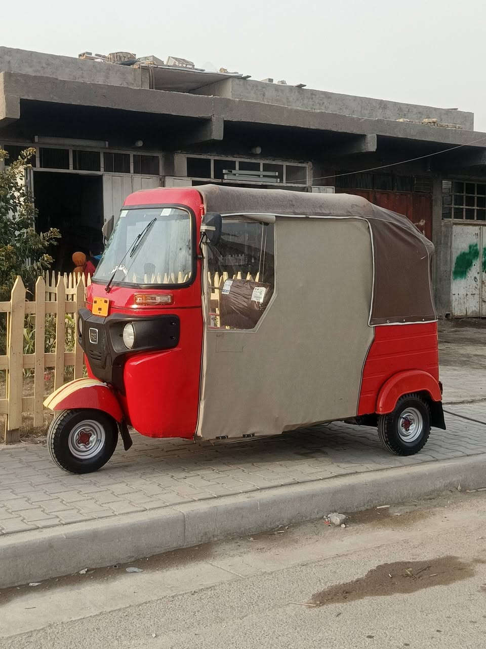 السلام عليكم تيك توك للبيع موديل 17 شهر 12 رقم الهاتف *********** فقط واتساب
